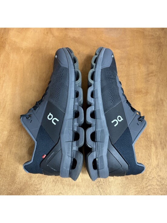 On Cloudsurfer Running Shoes Mens Size 9.5 Gray Black Swiss Engineering Sneakers main image 13